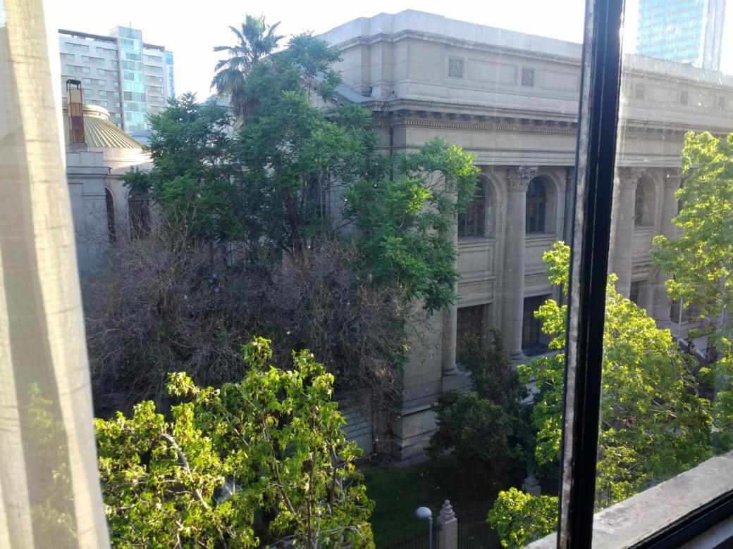 Plaza Huelen, Santiago